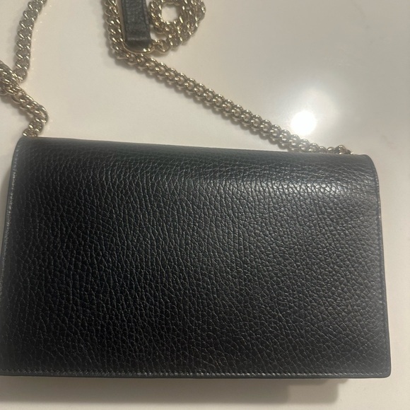Gucci interlocking G wallet on chain in black grain leather - Picture 8 of 16